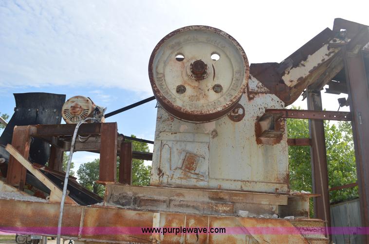 image for item J8587 Eagle Edge jaw crusher