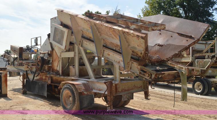 image for item J8597 Cedarapids RRP-100 hammer mill