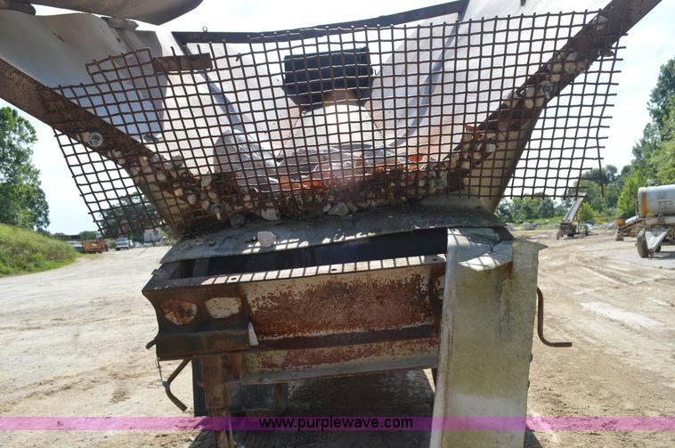 image for item J8597 Cedarapids RRP-100 hammer mill