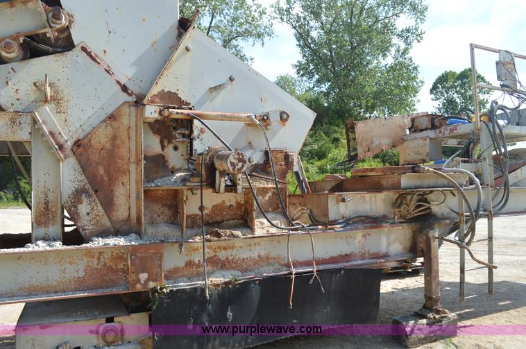 image for item J8597 Cedarapids RRP-100 hammer mill