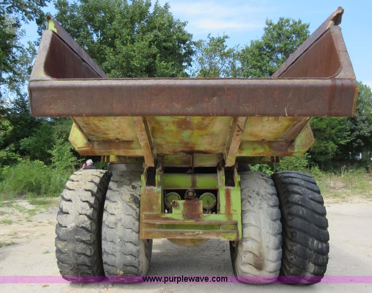 image for item J8622 Euclid haul truck