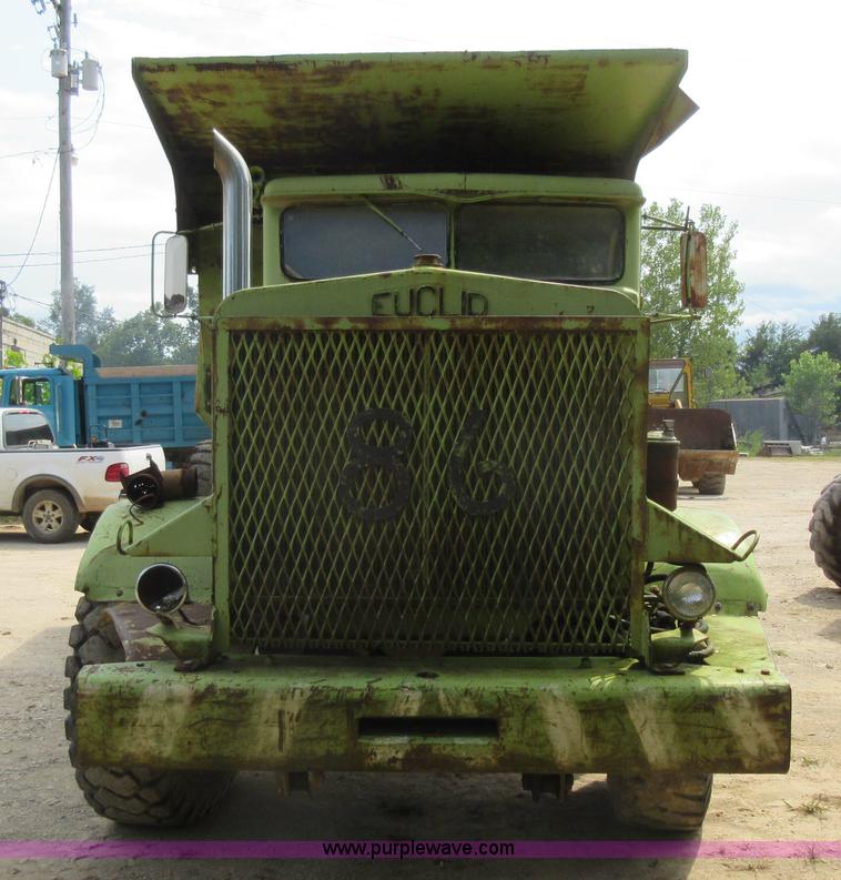 image for item J8622 Euclid haul truck