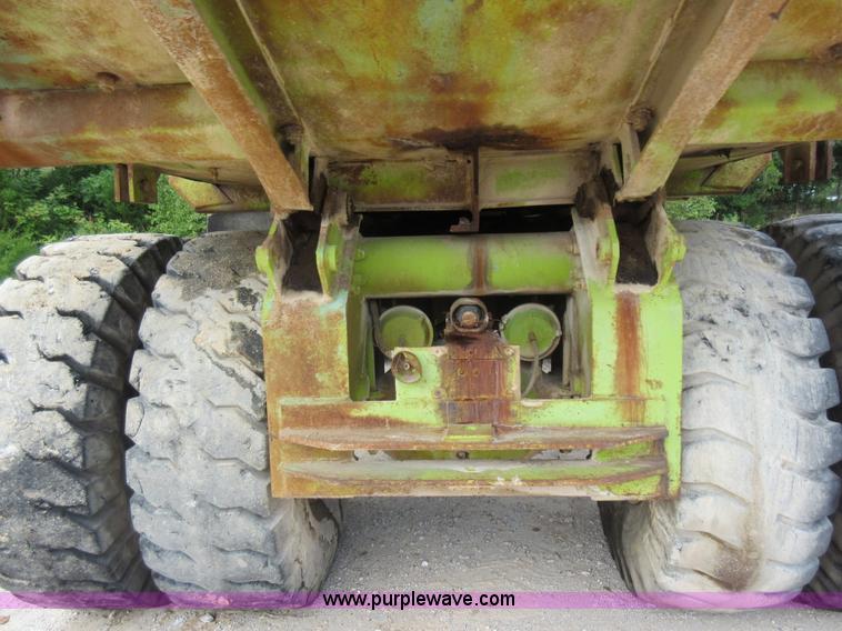 image for item J8622 Euclid haul truck