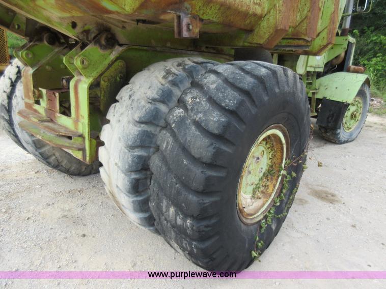 image for item J8622 Euclid haul truck