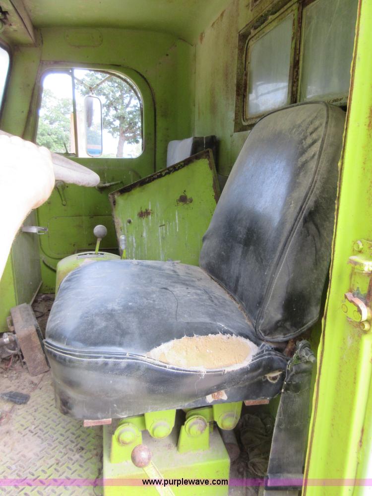 image for item J8622 Euclid haul truck