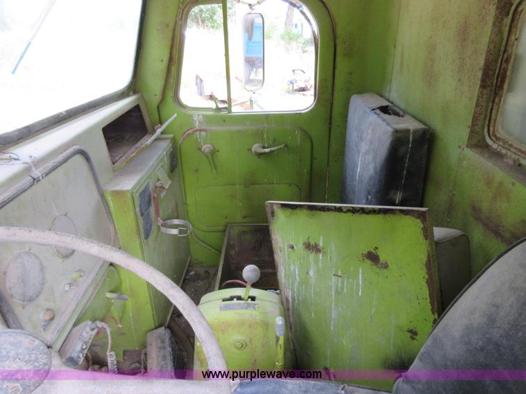 image for item J8622 Euclid haul truck