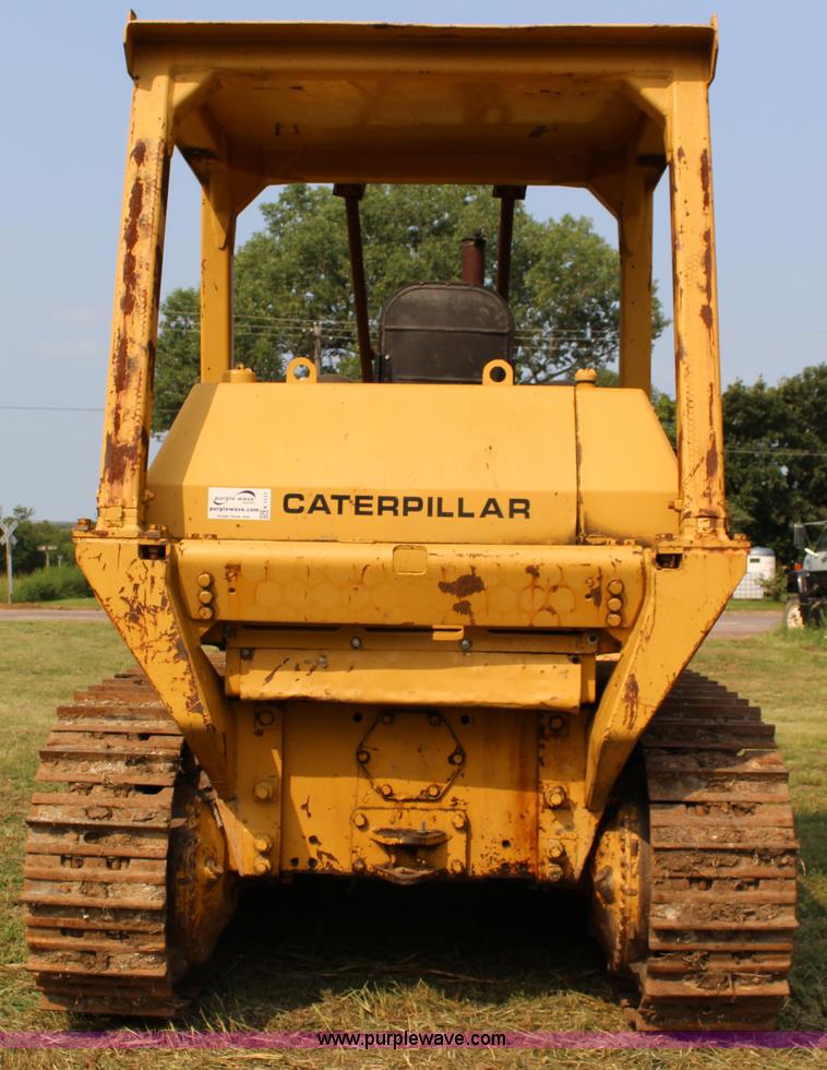 image for item K1117 Caterpillar 977L track loader