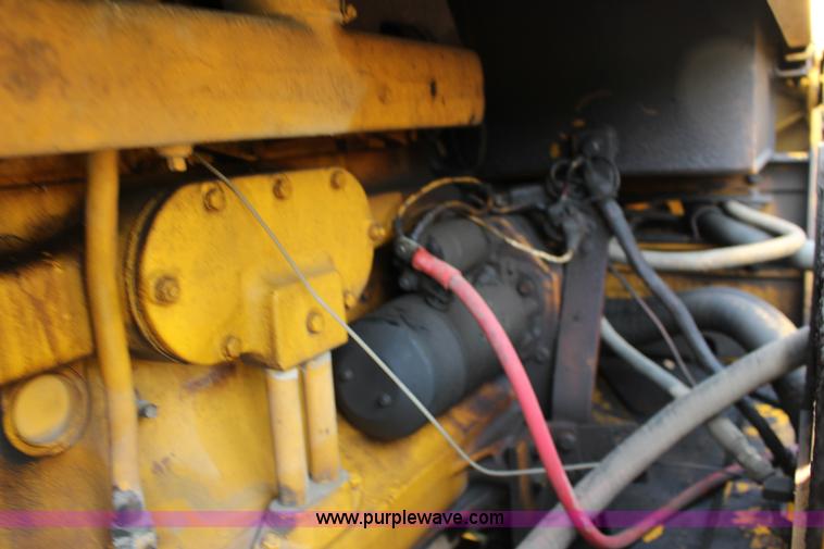 image for item K1118 John Deere 690B excavator