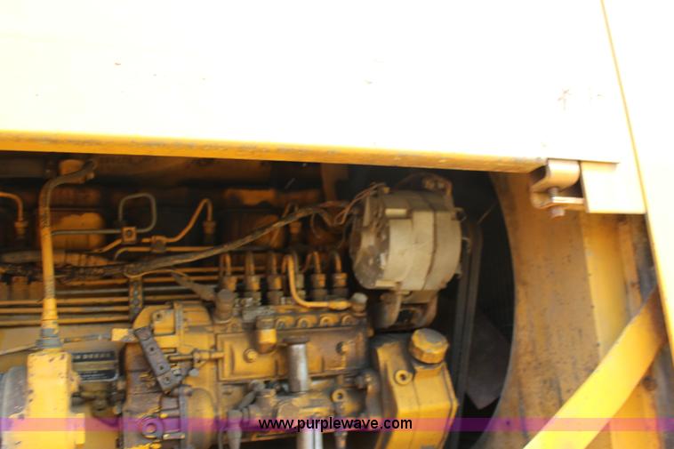 image for item K1118 John Deere 690B excavator