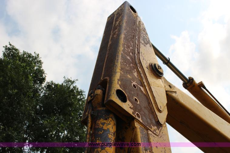 image for item K1118 John Deere 690B excavator