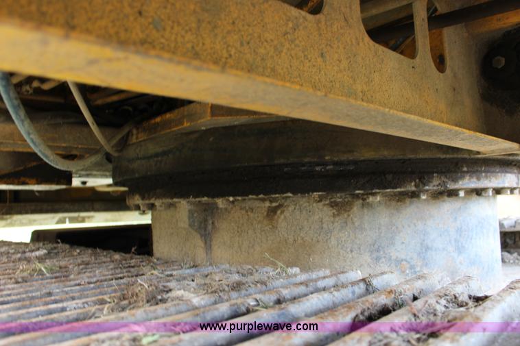 image for item K1118 John Deere 690B excavator