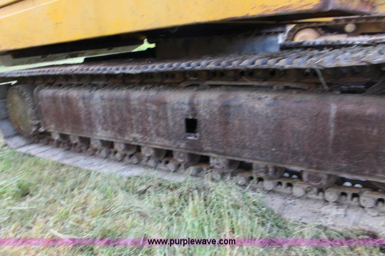 image for item K1118 John Deere 690B excavator