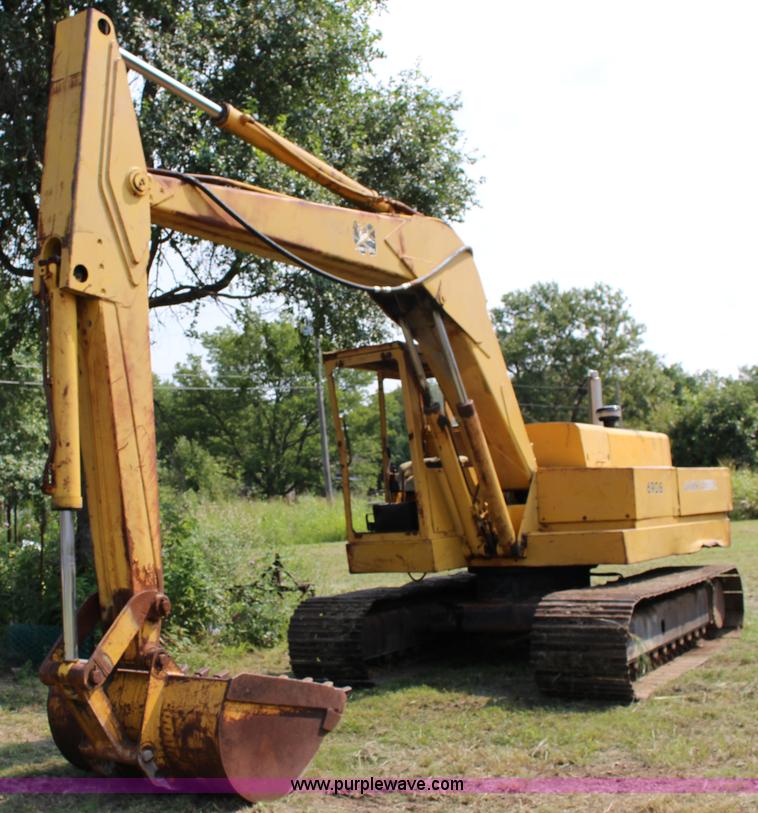 image for item K1119 John Deere 690B excavator
