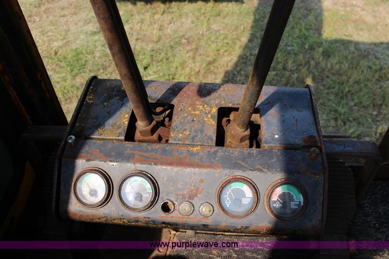 image for item K1119 John Deere 690B excavator