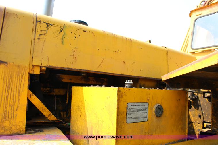 image for item K1119 John Deere 690B excavator