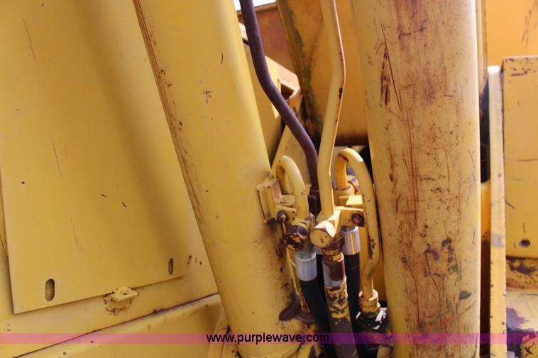 image for item K1119 John Deere 690B excavator