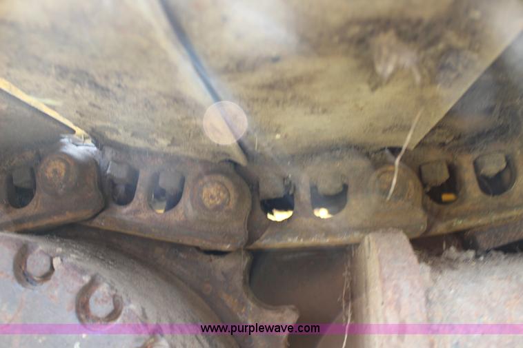 image for item K1119 John Deere 690B excavator