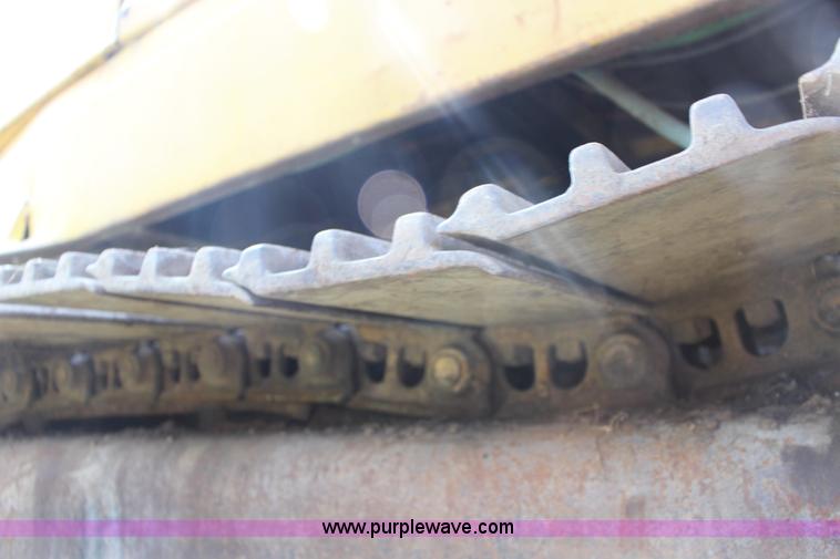 image for item K1119 John Deere 690B excavator