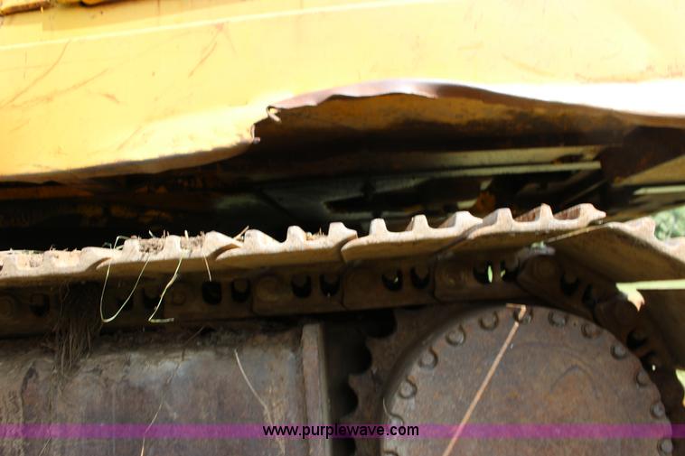 image for item K1119 John Deere 690B excavator