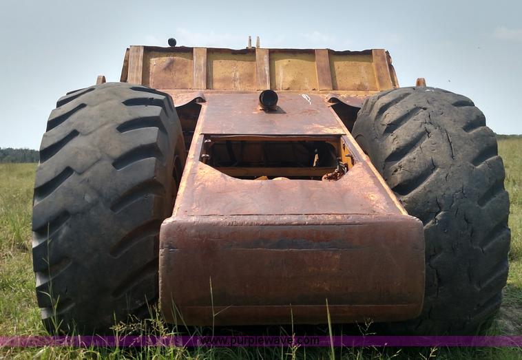 image for item K1123 1976 Caterpillar 631D scraper