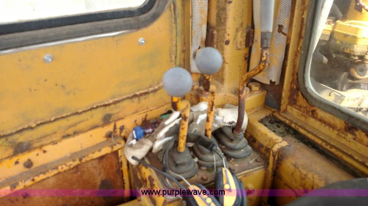 image for item K1123 1976 Caterpillar 631D scraper