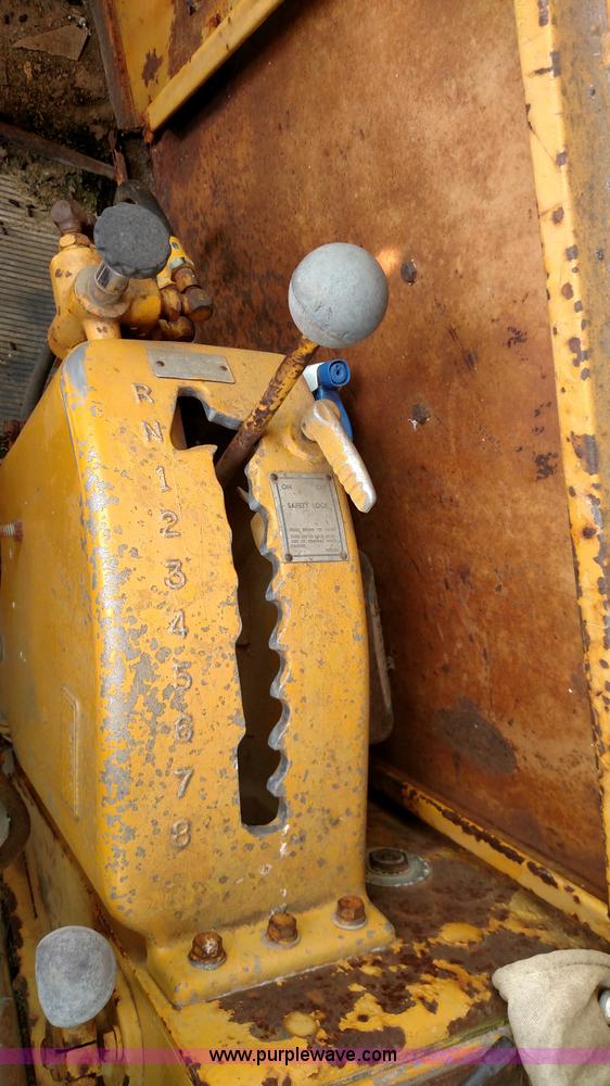 image for item K1123 1976 Caterpillar 631D scraper