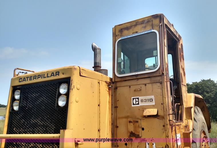 image for item K1123 1976 Caterpillar 631D scraper
