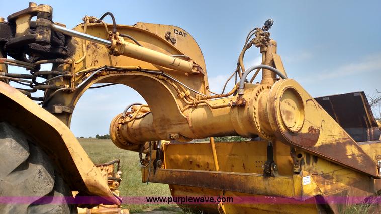 image for item K1123 1976 Caterpillar 631D scraper