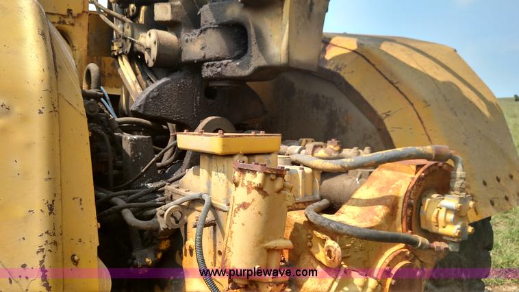 image for item K1123 1976 Caterpillar 631D scraper