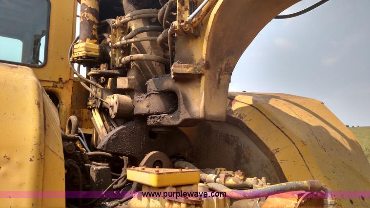 image for item K1123 1976 Caterpillar 631D scraper