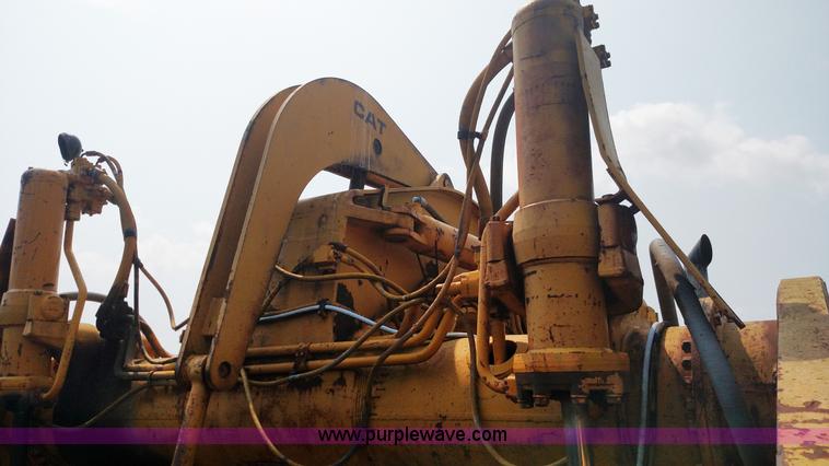 image for item K1123 1976 Caterpillar 631D scraper