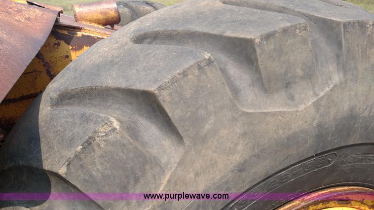 image for item K1123 1976 Caterpillar 631D scraper