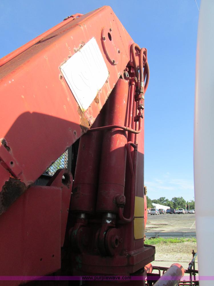 image for item K5094 1997 GMC C7500 flat bed truck with crane