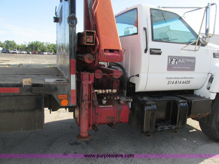 image for item K5094 1997 GMC C7500 flat bed truck with crane