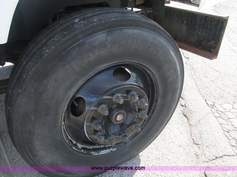 image for item K5094 1997 GMC C7500 flat bed truck with crane