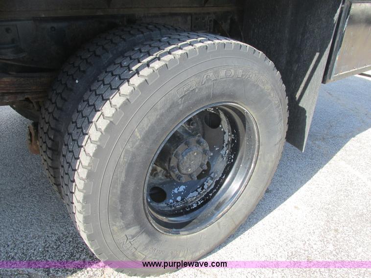 image for item K5094 1997 GMC C7500 flat bed truck with crane