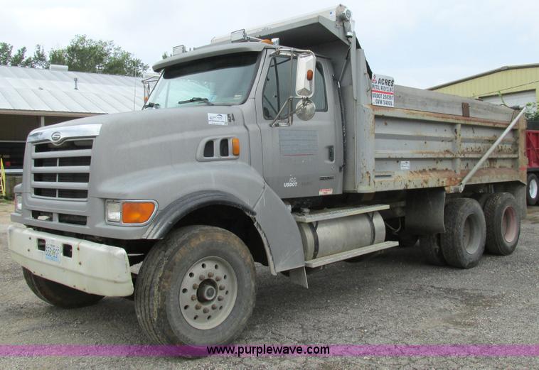 image for item K5100 2000 Sterling L8511 dump truck