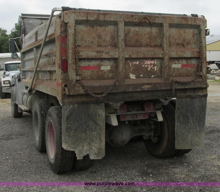 image for item K5100 2000 Sterling L8511 dump truck