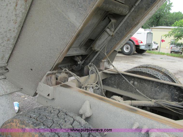 image for item K5100 2000 Sterling L8511 dump truck