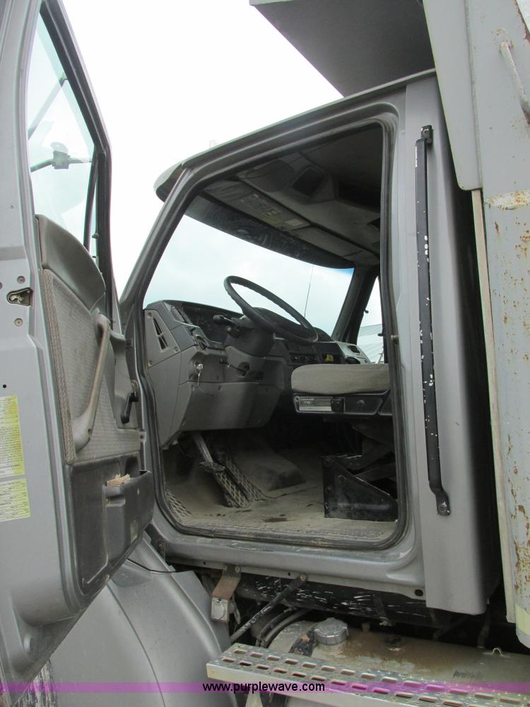 image for item K5100 2000 Sterling L8511 dump truck