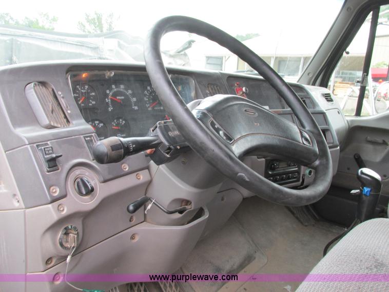 image for item K5100 2000 Sterling L8511 dump truck