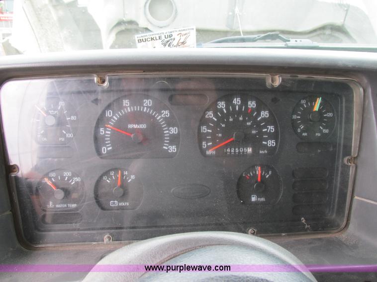 image for item K5100 2000 Sterling L8511 dump truck