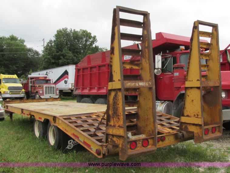 image for item K5101 1998 Belshe DT255 equipment trailer
