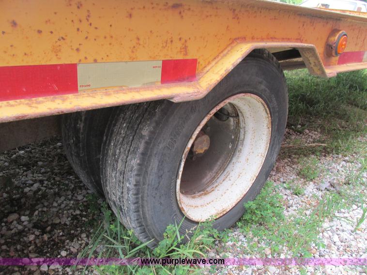 image for item K5101 1998 Belshe DT255 equipment trailer