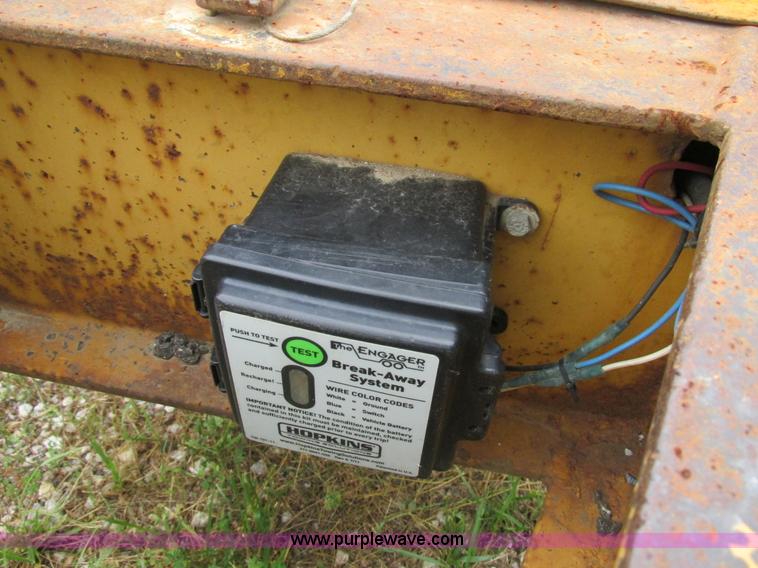 image for item K5101 1998 Belshe DT255 equipment trailer