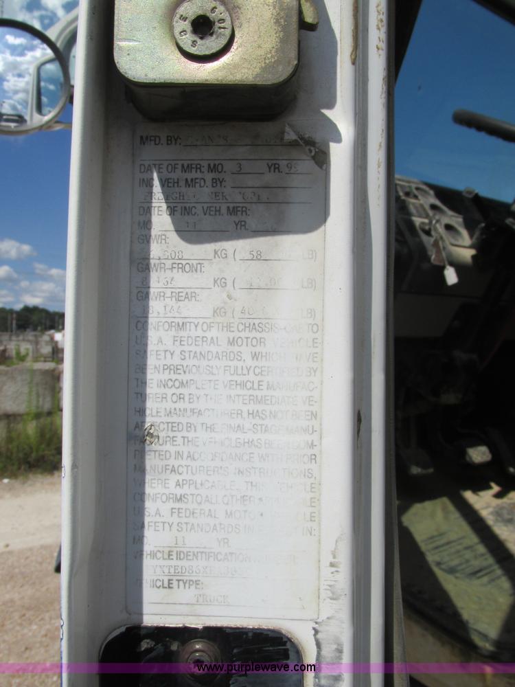 image for item K5108 1999 Freightliner FL112 flatbed truck with crane