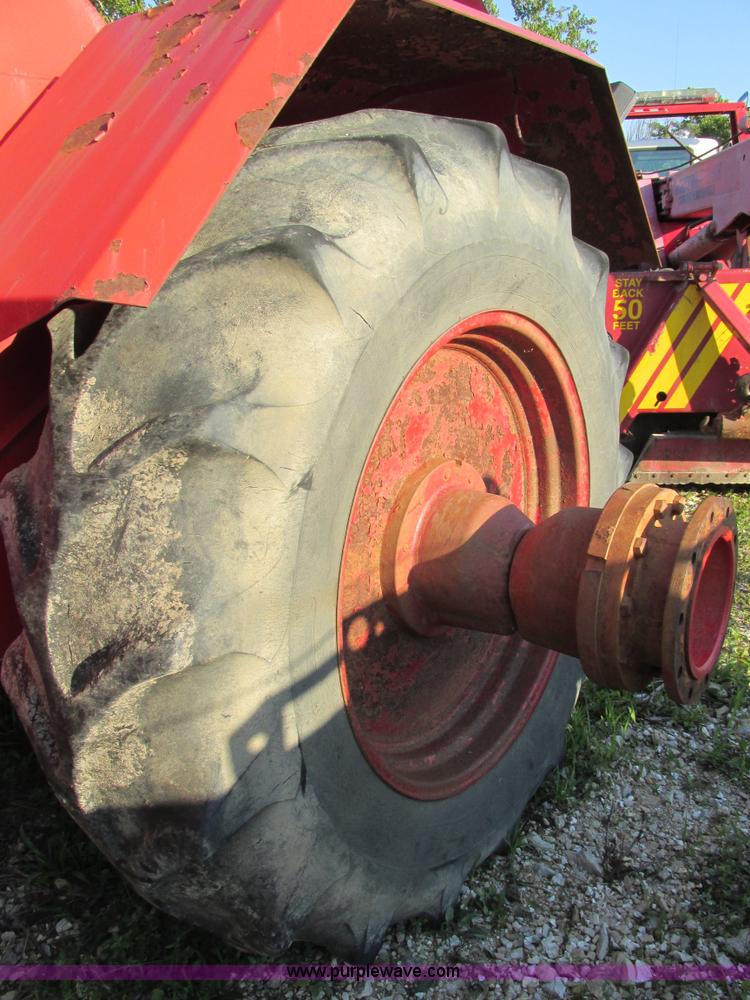 image for item K5115 International Harvester 4786 4WD tractor