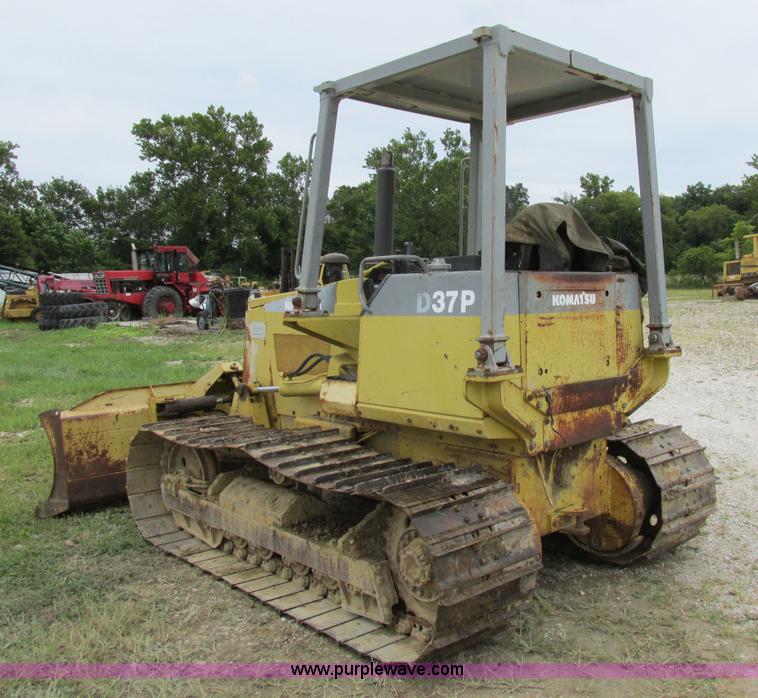 image for item K5116 Komatsu D37P dozer