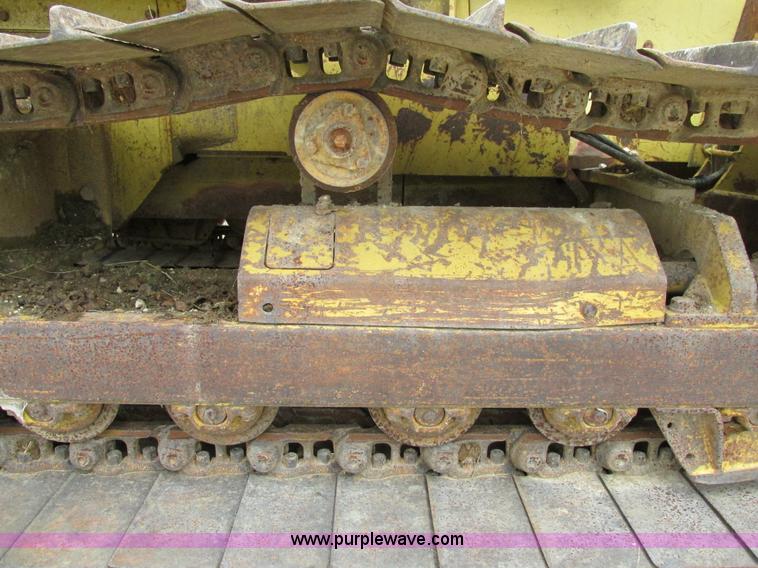 image for item K5116 Komatsu D37P dozer