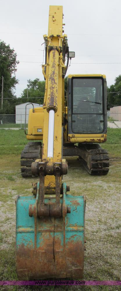 image for item K5128 2001 Komatsu PC60-7C mini excavator